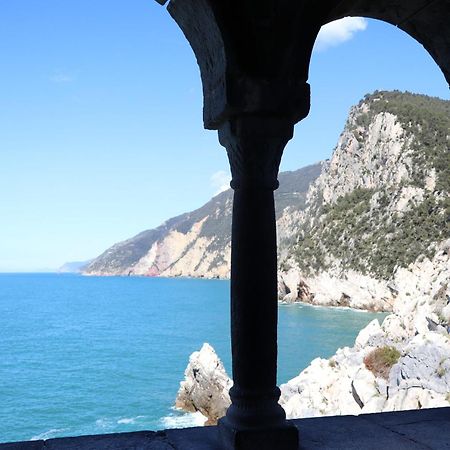 Апартаменты La Terrazza Sul Golfo Портовенере Экстерьер фото